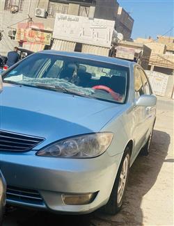 تۆیۆتا کامری